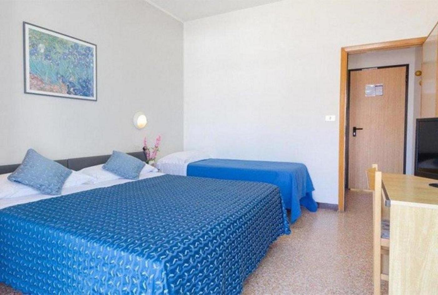 Hotel Los Angeles - Fronte Mare ريتشيوني المظهر الخارجي الصورة
